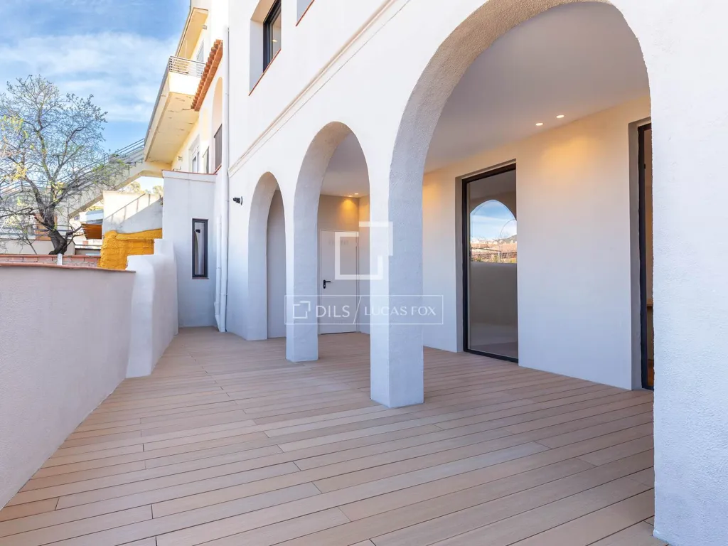 Terrasse - Historic House with Pool in Sant Just Desvern