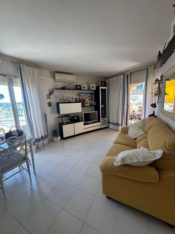 Penthouse with Pool in Calpe's Town Centre