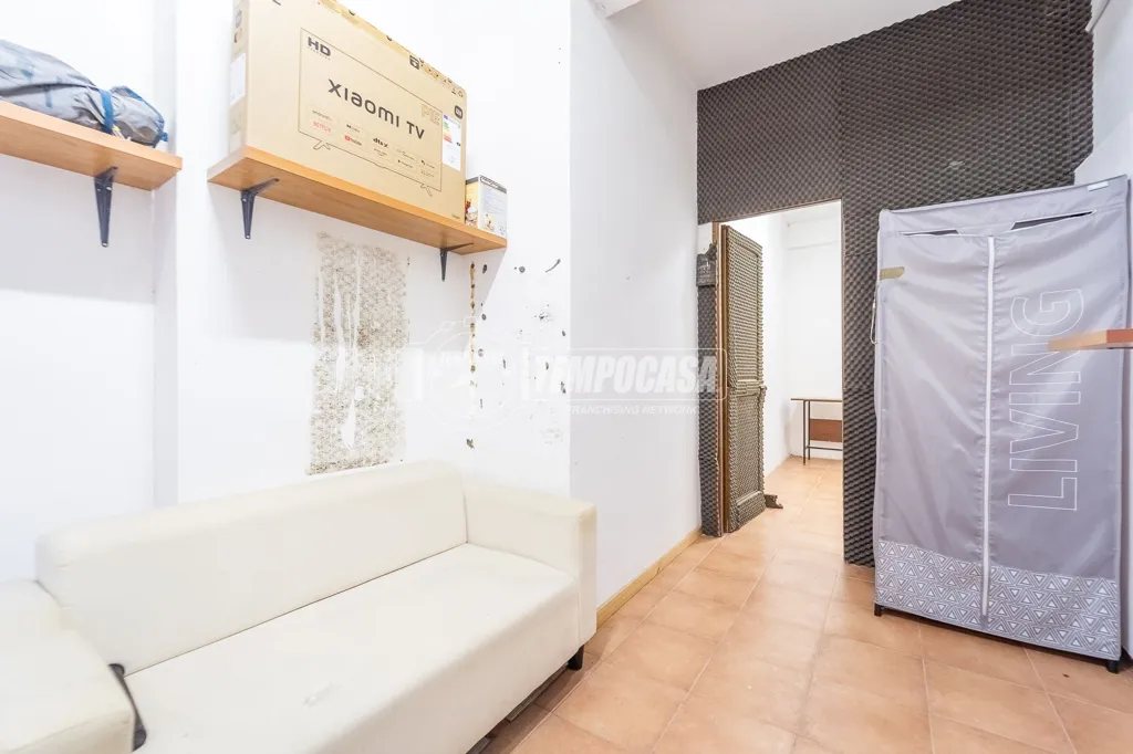 Séjour - Ground Floor Apartment with Garden in Rome