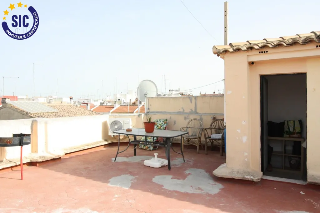 Terrass - First Floor Flat with Balcony in Benlliure