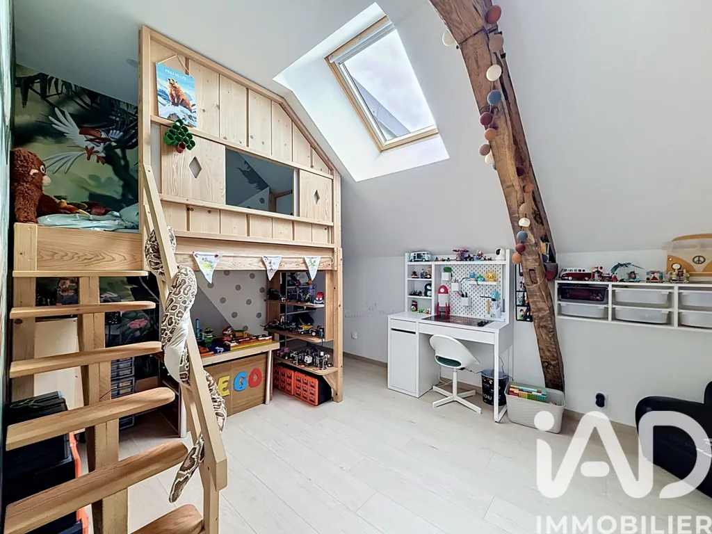 Magamistoad - Renovated House with Terraced Garden in Bréval