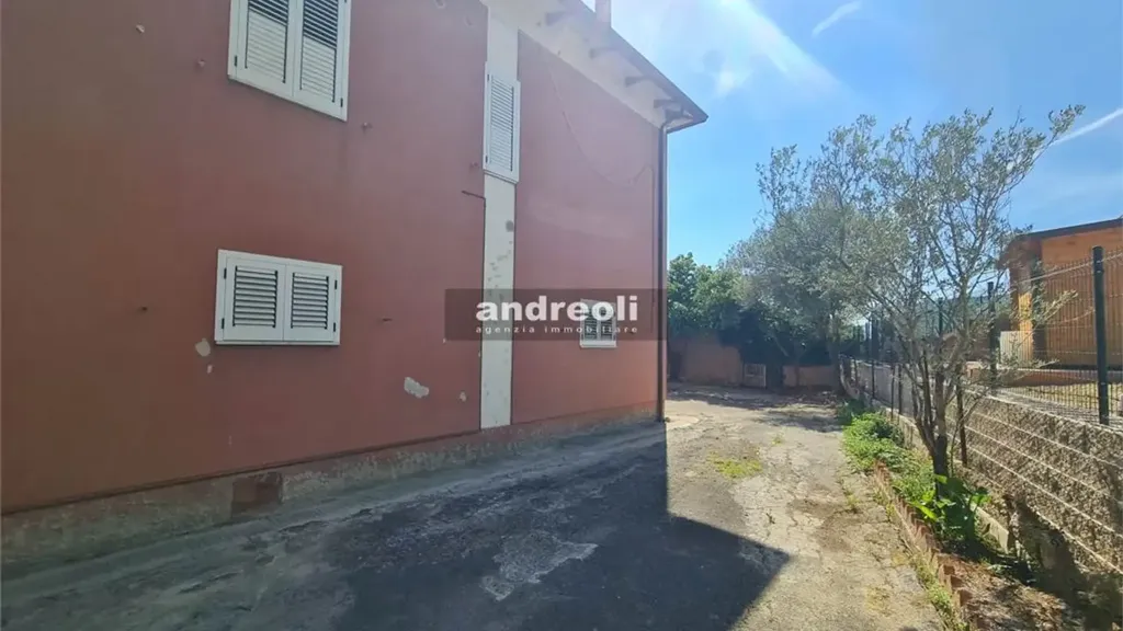 Jardin - Independent House with Courtyard in San Marcello