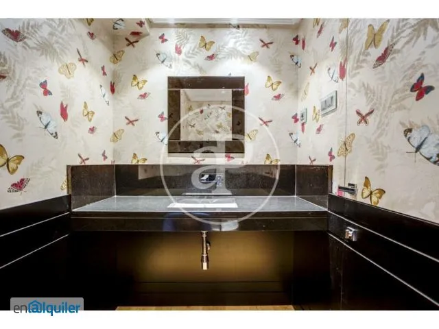 Bagni - Apartment with Balcony in Retiro, Madrid