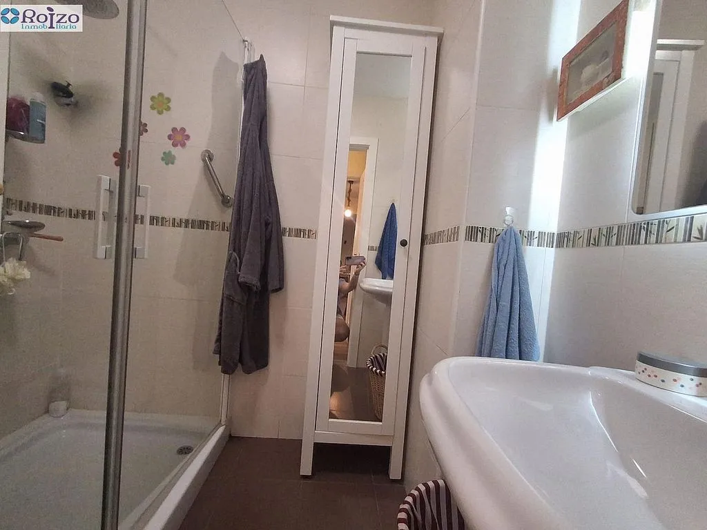 Bathrooms - Ground Floor Flat with Pool in Alcabón