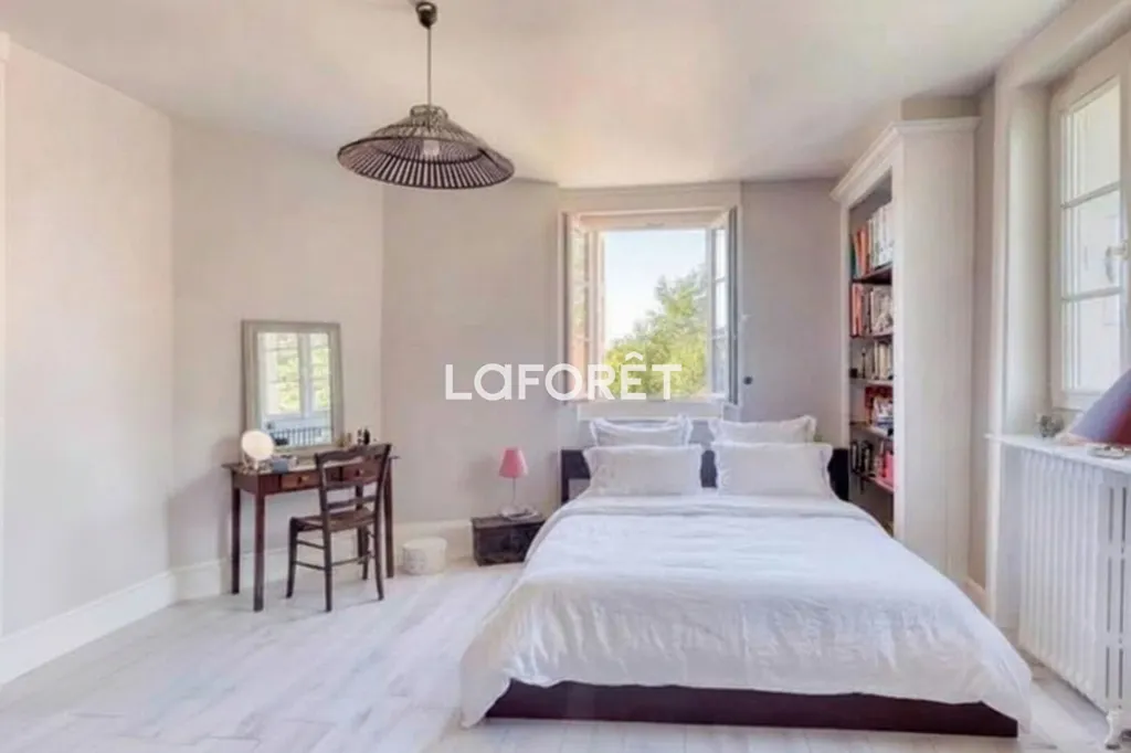 Magamistoad - Charming House with Piscine in Saint-Just-Saint-Rambert