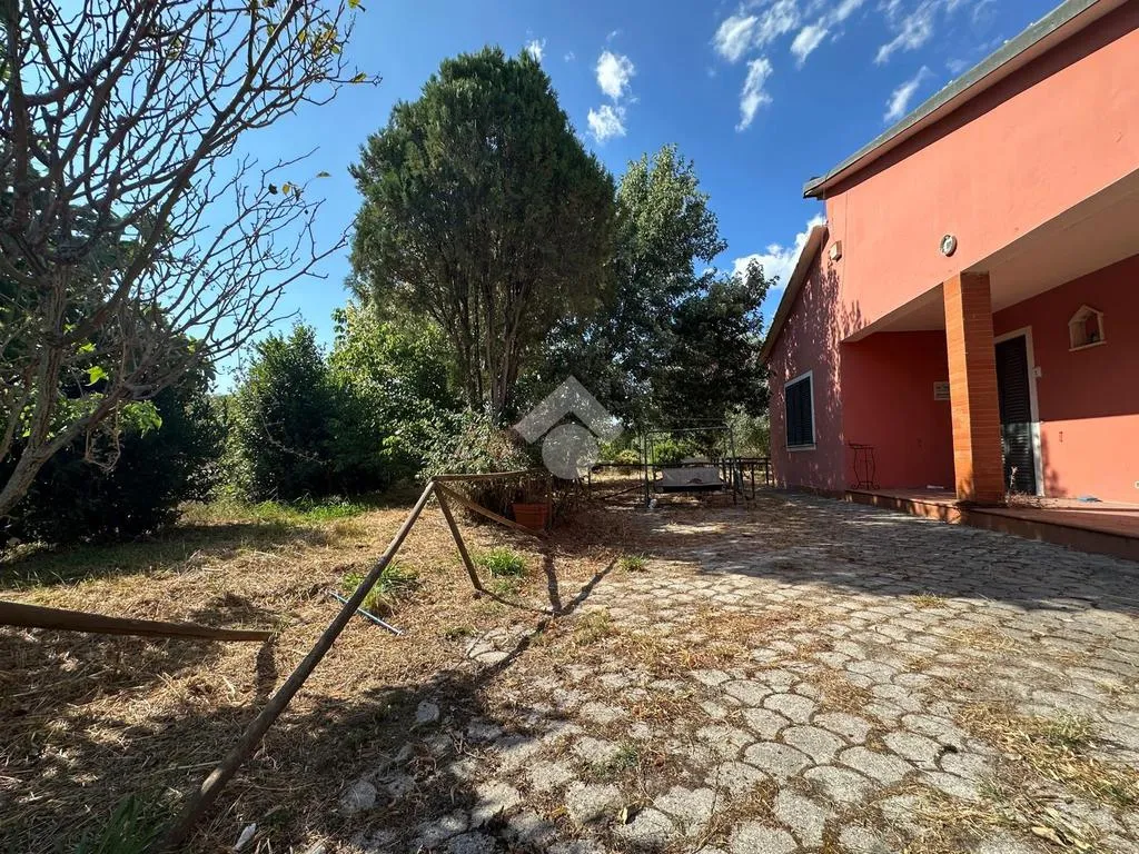 Jardin - Single-Storey Villa with Garden in Capannori