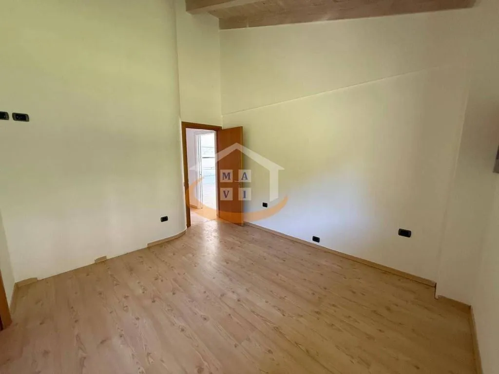 Pièces - Luxury Penthouse with Lake View in Nago-Torbole
