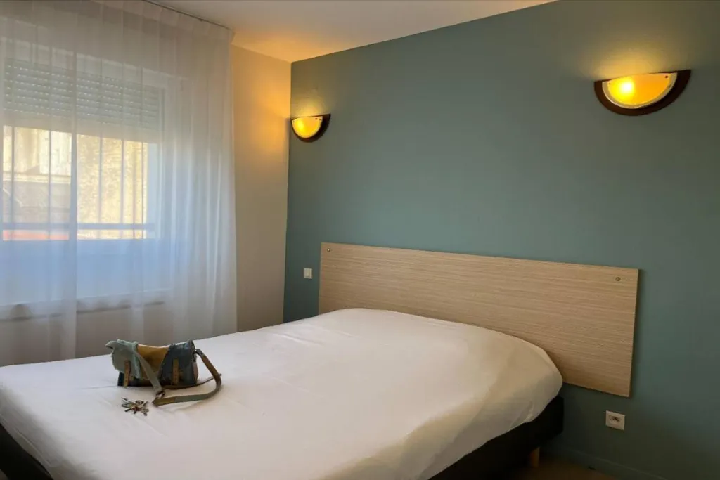 Bedrooms - Studio with Parking near Le Havre Centre