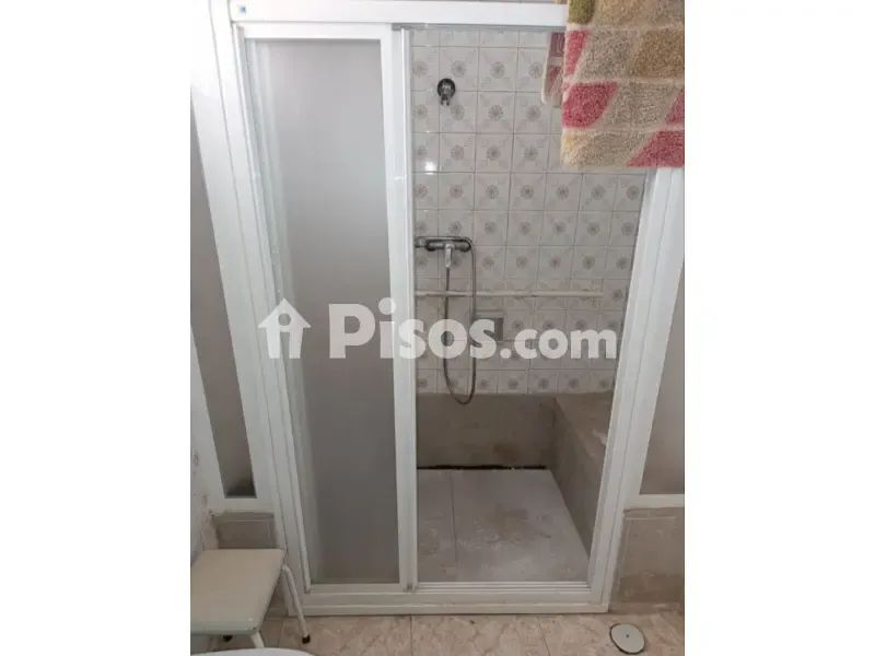Bagni - Two-Storey House with Terrace in Valdepeñas