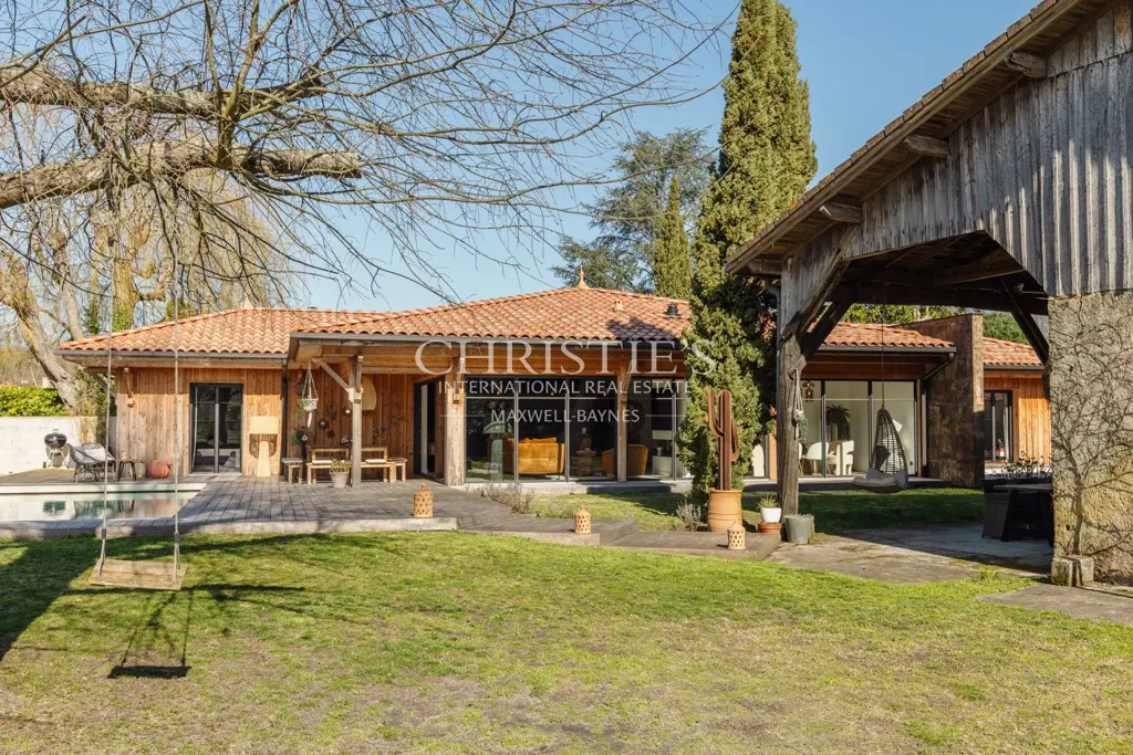 Aed - Charming House with Pool in Mios
