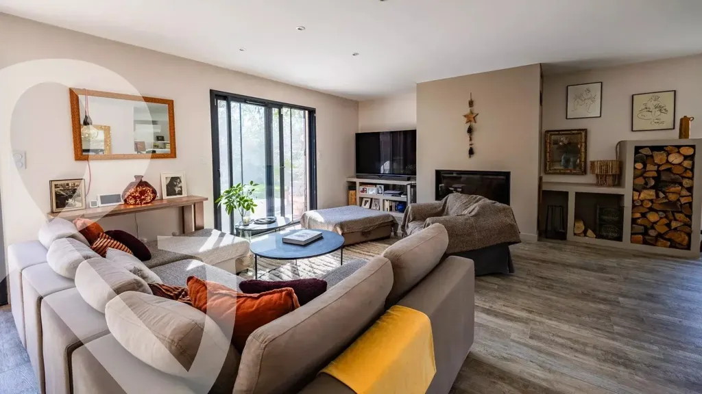 Elutuba - Ground Floor House with Pool in Paradou