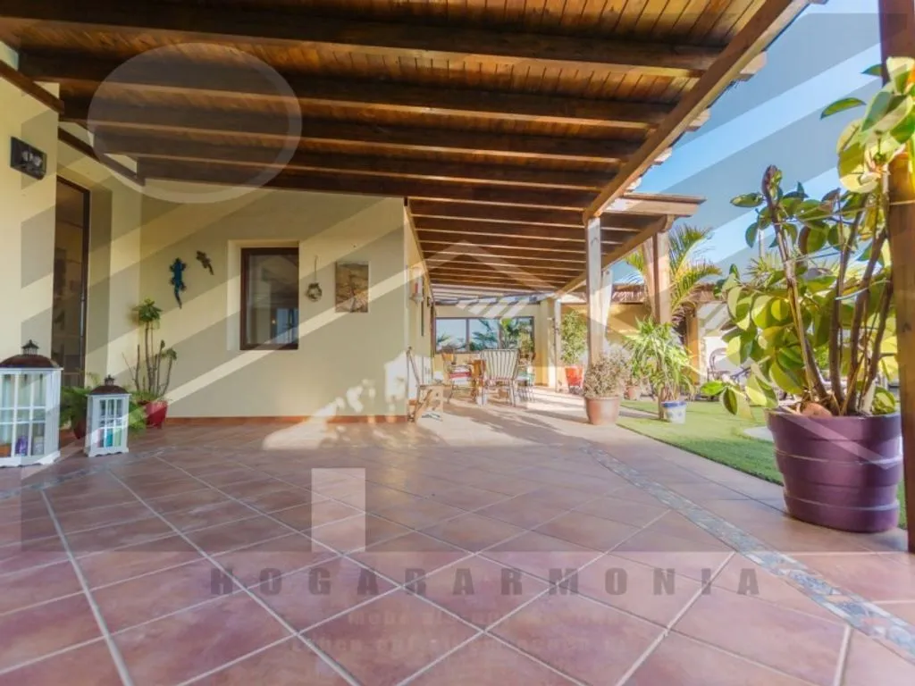 Terrass - Luxury Villa with Dual Pools in Lajares