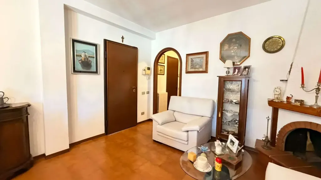 Elutuba - Apartment with Terrace in Calcinaia