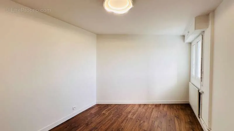 Stanze - T4 Apartment with River View in Quimper Ouest