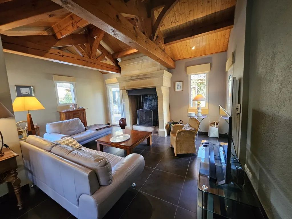 Elutuba - Exceptional House with Pool near Périgueux