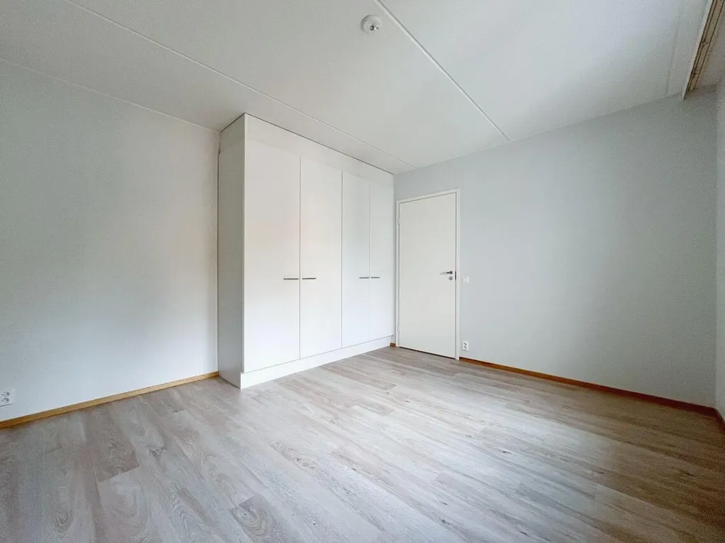 Chambres - Renovated Terraced Apartment in Hakunila