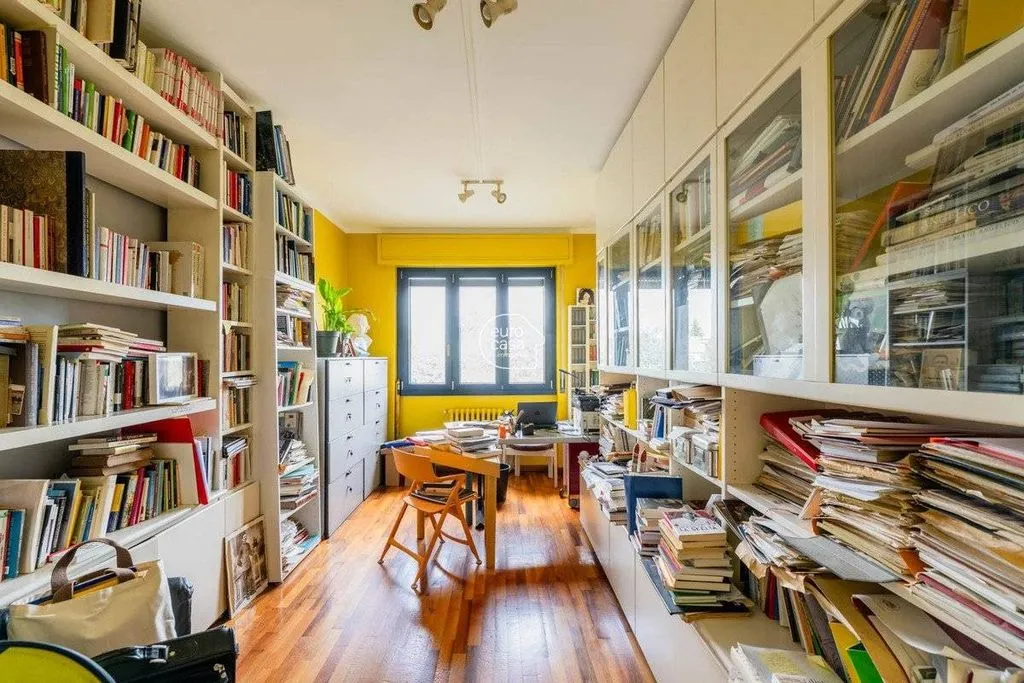 Office - Luxury Penthouse with Pool in Cassina de' Pecchi