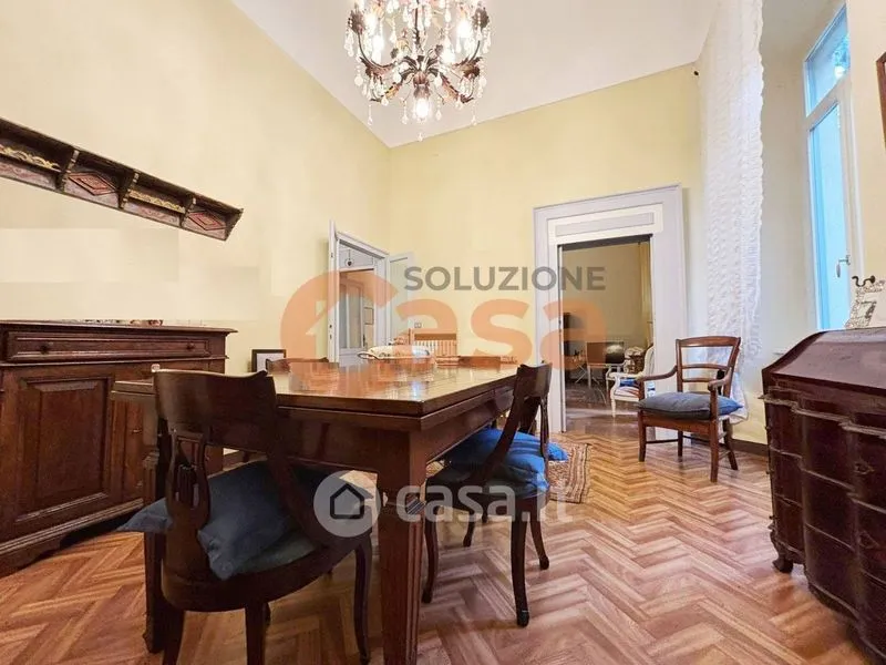 Salle à manger - Spacious Apartment with Garden View in Piacenza