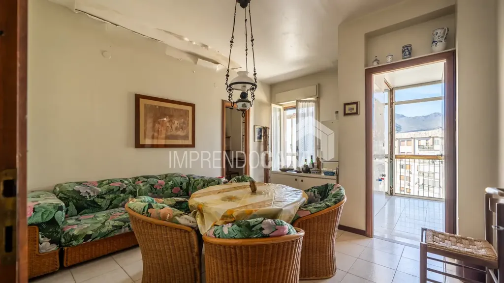 Salle à manger - Panoramic Penthouse with Terrace in Palermo