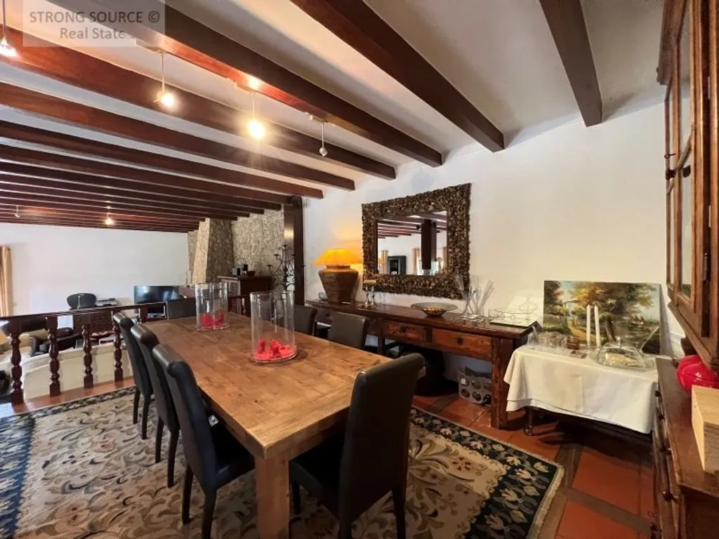 Salle à manger - Luxury Detached Villa with Pool in Casal das Figueiras