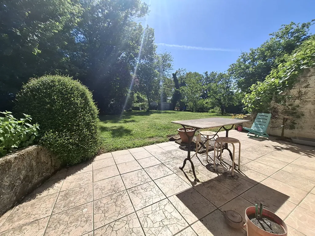 Garden - Charming Longère with Garden in Champdeniers