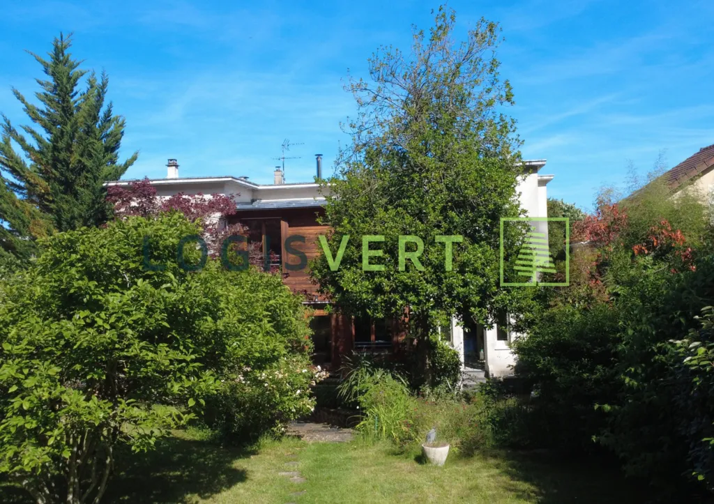Jardin - Maison Tripode avec Terrasse à Palaiseau
