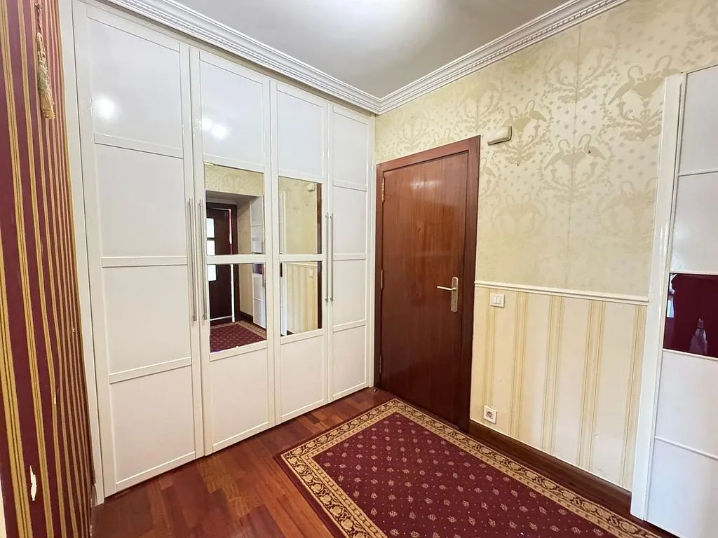 Esik - Apartment with Balcony in Getxo's Polígono Rojo