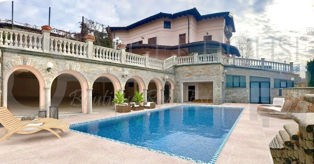 Piscine - Lakefront Villa with Private Garden in Verbania