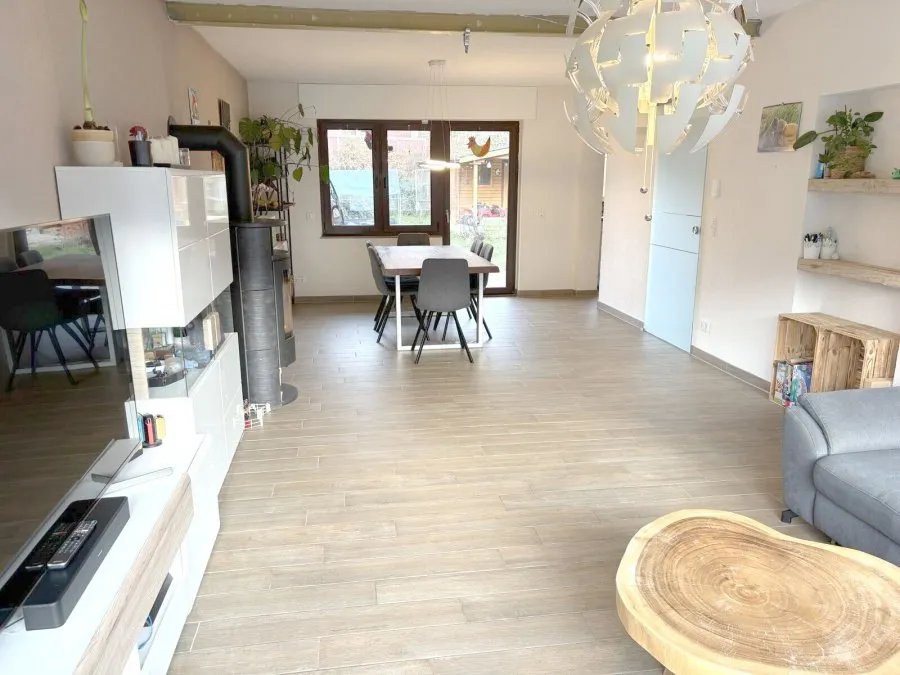 Séjour - Maison 6 pièces à Hentern