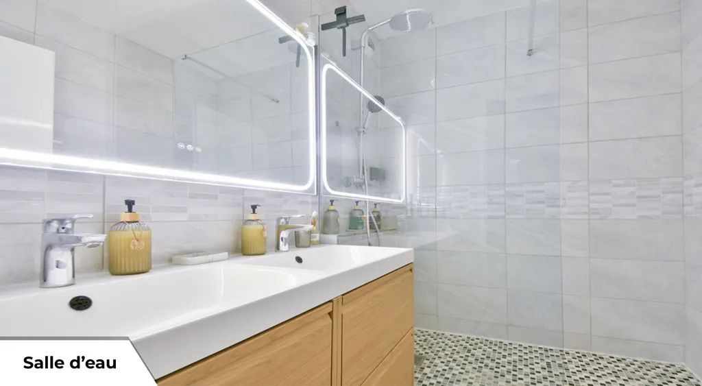 Bathrooms - Apartment with Balcony in Créteil Pointe du Lac