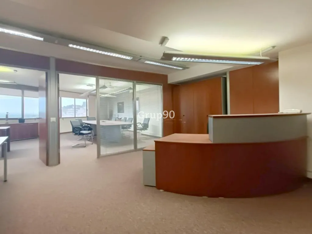 Kabinet - Office with Reception in Lleida's Euroforum