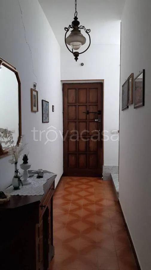 Entrée - Independent House with Alpine View in Roascio