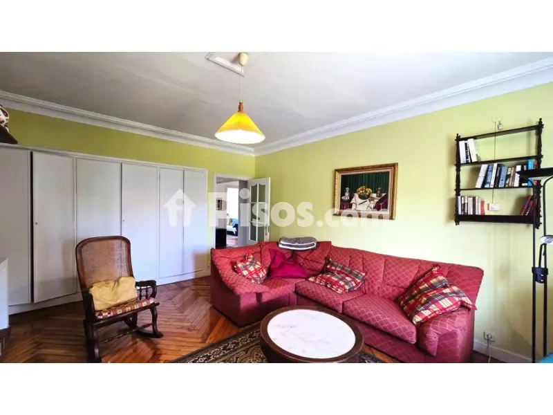 Living Room - Señorial House with Private Garden in Torrelavega