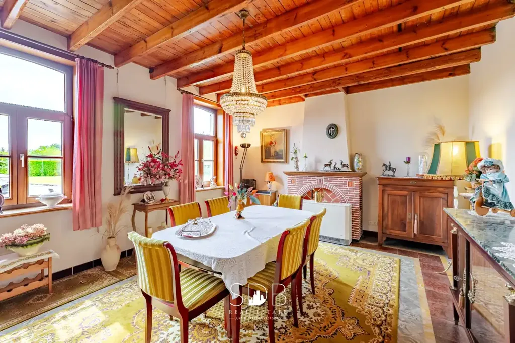 Salle à manger - Hoeve Authentique avec Grasland à Waregem