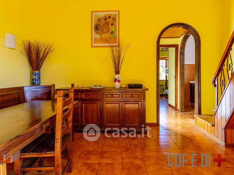 Comedor - Terraced Villa with Lake View in Rocca Sinibalda