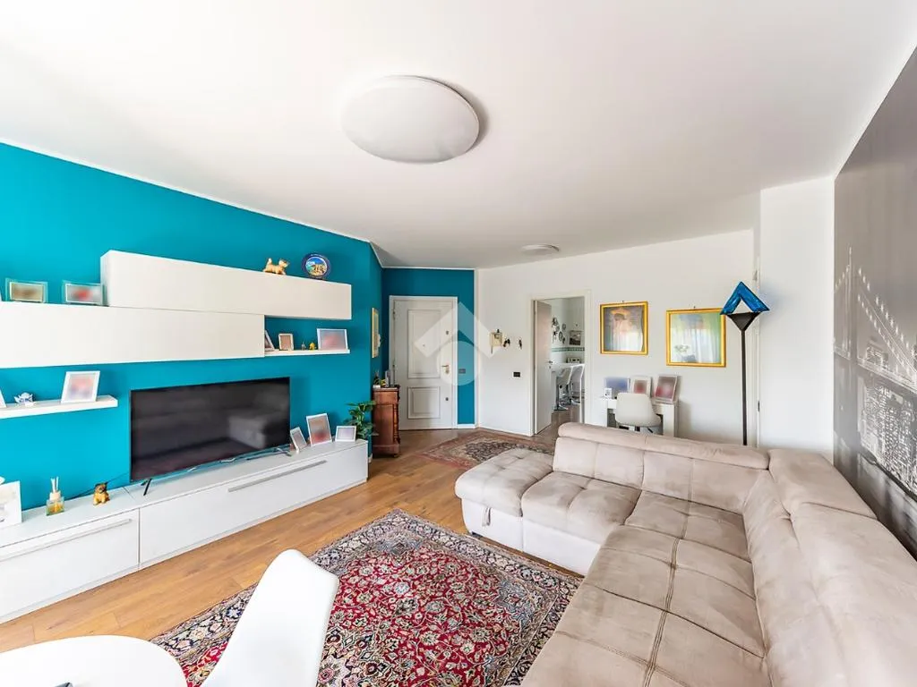 Soggiorno - Fully Rented 3-Bedroom in Lainate Centre