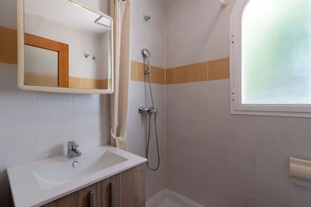 Vannitoad - Terraced House with Pool in Mascarat