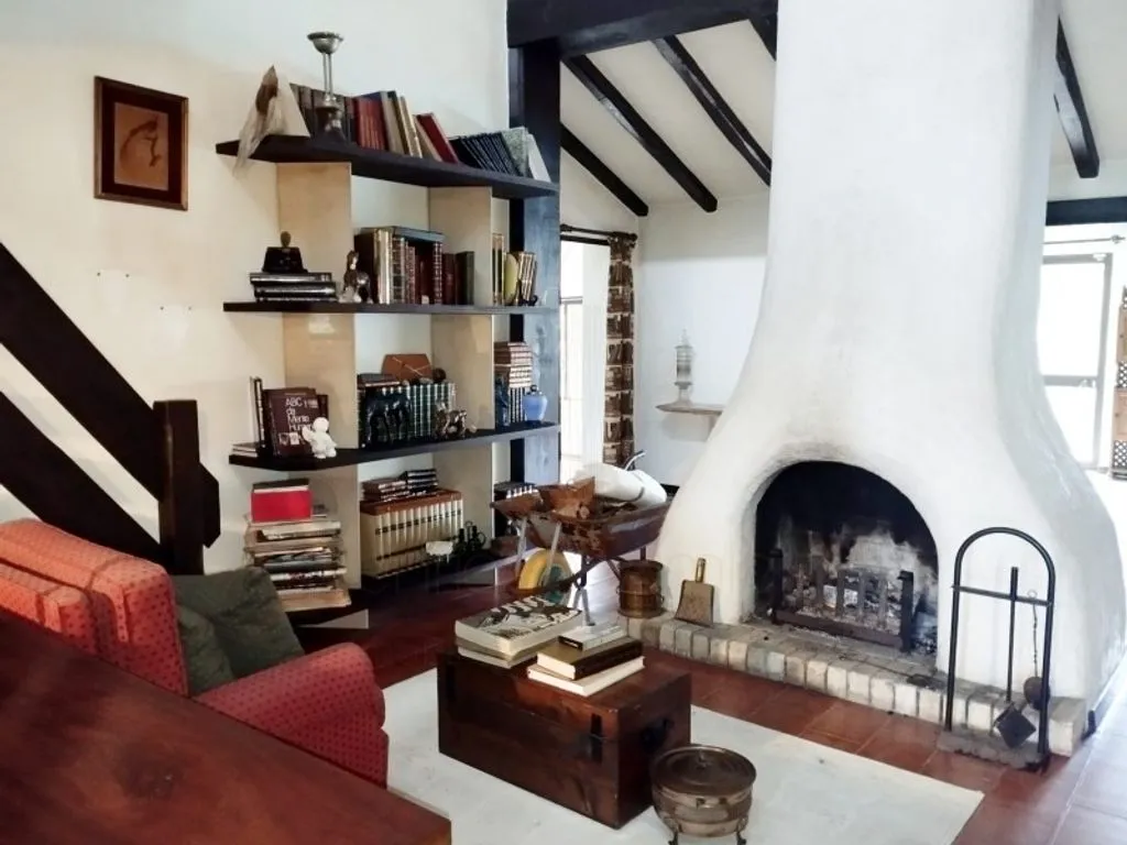 Living Room - Isolated Luxury House with Pool in Sesimbra