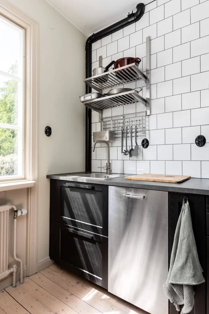 Köök - Charming Studio Flat with Balcony in Linköping