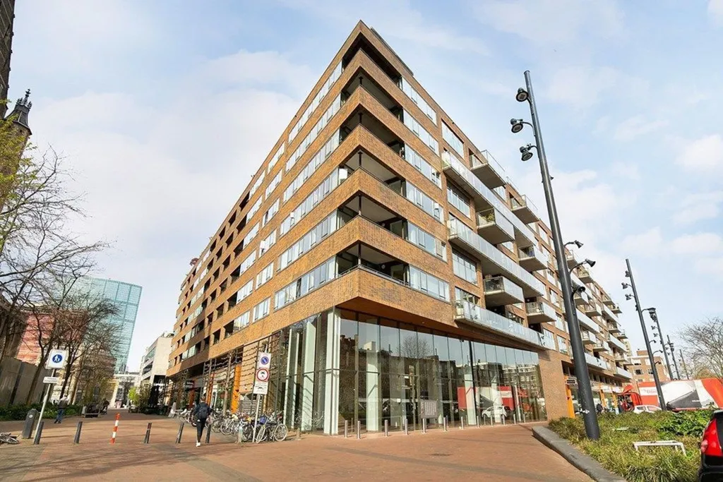 Välivaade - Modern 3-Room Apartment with City View in Rotterdam