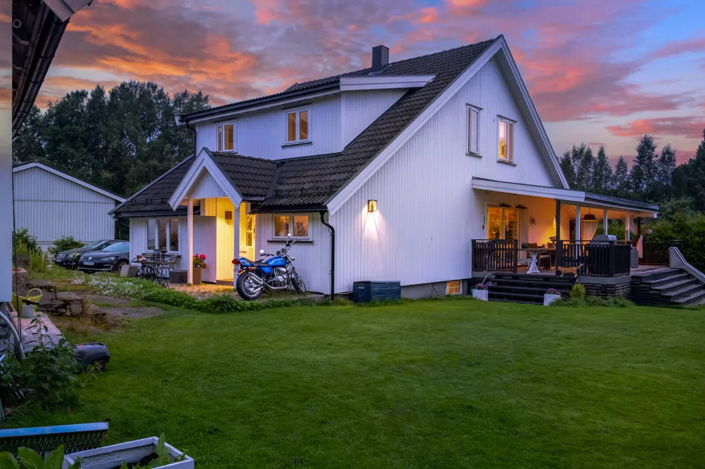 Esterno - Casa di 6 locali a Fjellhamar