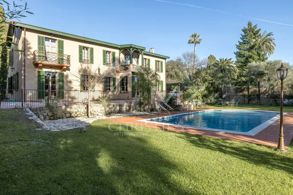 Välivaade - Villa with Pool near Cannes Seafront