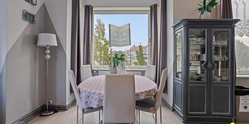 Salle à manger - Appartement Rénové avec Vue Sud au Centre de De Panne