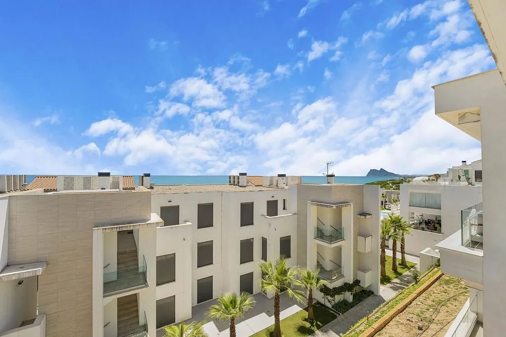 Balcon - Duplex with Sea View and Pool in San Roque
