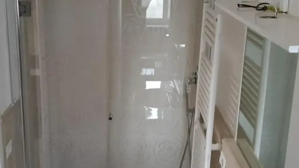 Salles de bain - Furnished Flat with Fibre Optic in Rome