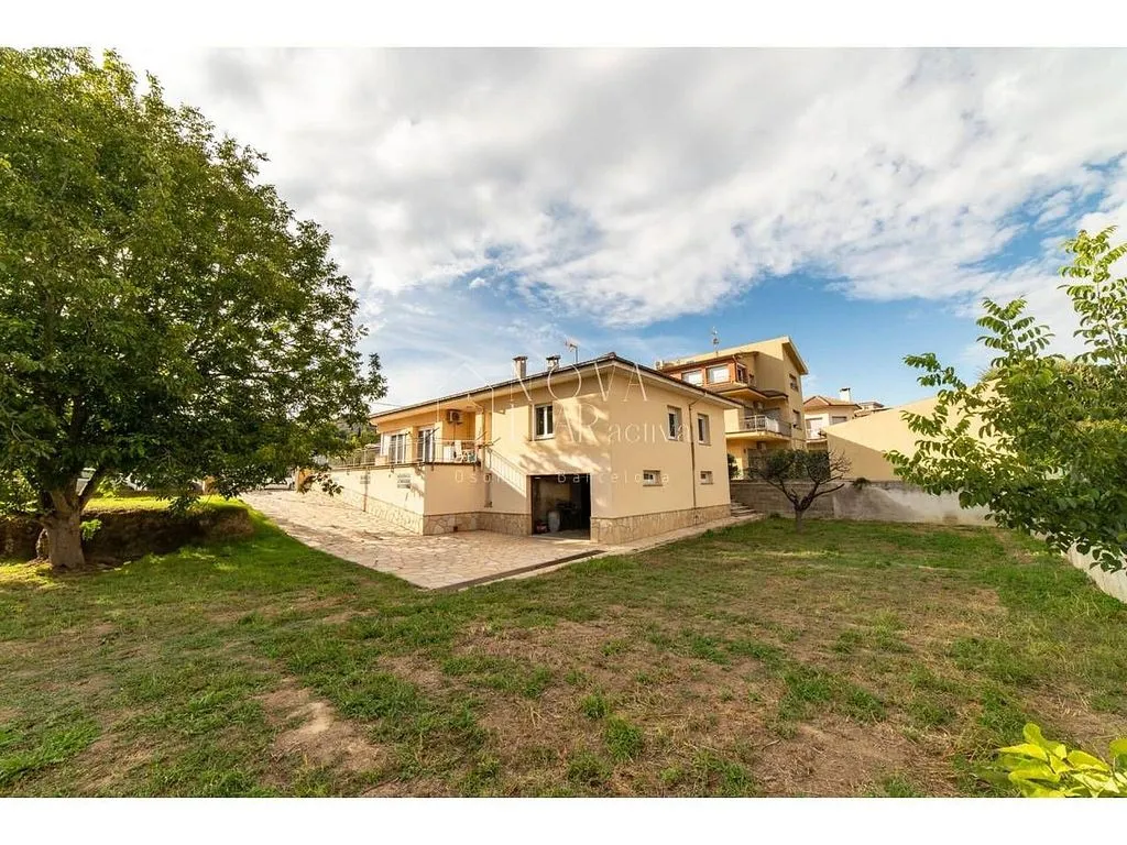 Jardin - Chalet with Terrace and Garage in Tona