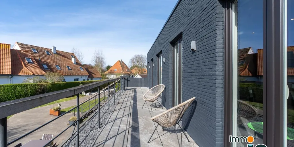 Balcon - Maison avec Grand Jardin à Bredene, Proche de la Mer