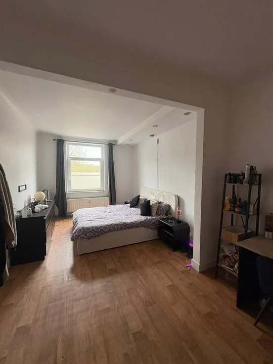Chambres - Appartement Lumineux avec Entrée Indépendante à Forrières