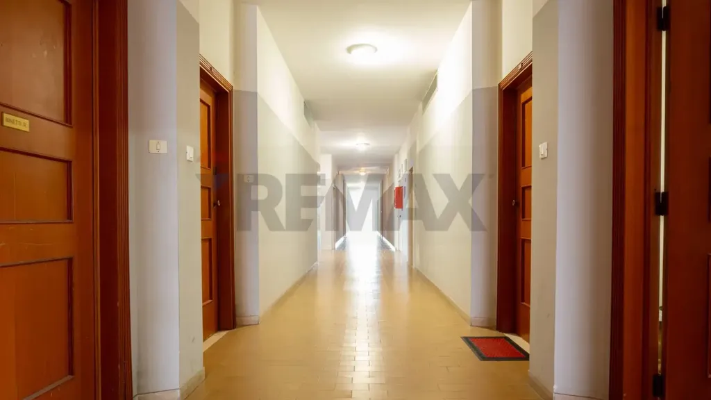 hallway_entrance