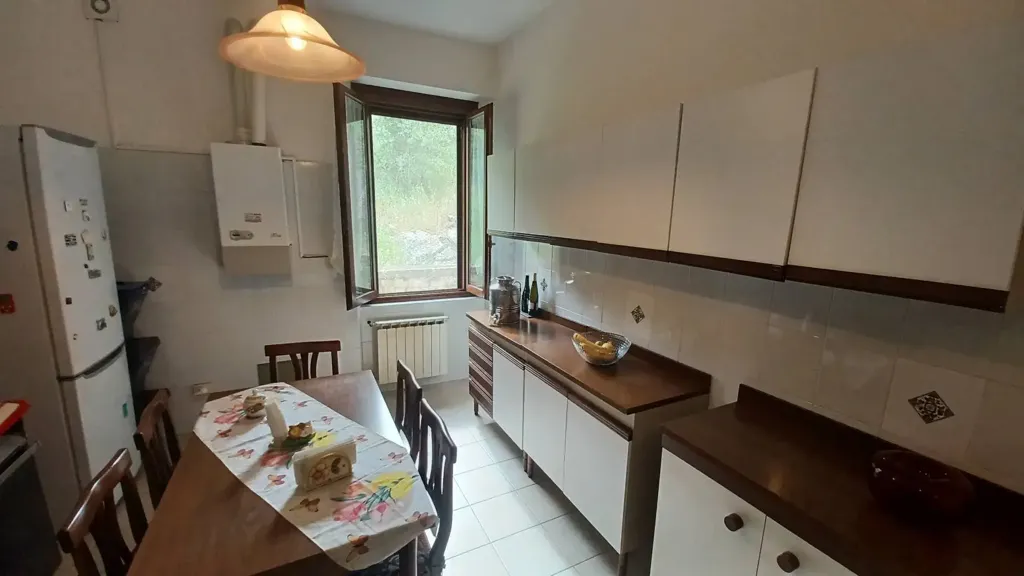 Cuisine - Fully Renovated Apartment in Vallecorsa